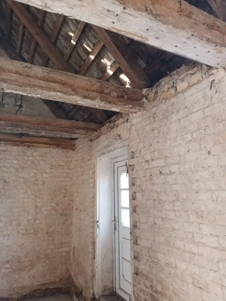 Deckenfüllung entfernt